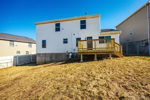 875 Venetian Terrace, Cincinnati, OH 45224 - Photo 3