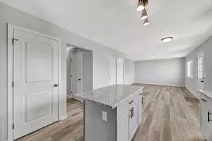 875 Venetian Terrace, Cincinnati, OH 45224 - Photo 17