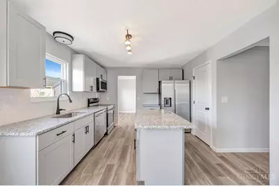 875 Venetian Terrace, Cincinnati, OH 45224 - Photo 15