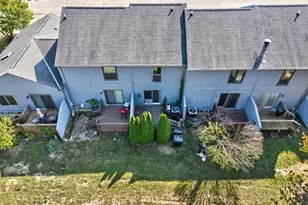 1079 Kensington Ln, Union Township, OH 45245 - Photo 11