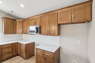 2062 Pine Forest Dr, Miamisburg, OH 45342 - Photo 13