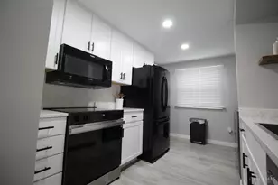 4 Kensington Dr, Hamilton, OH 45013 - Photo 3