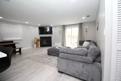 4 Kensington Drive, Hamilton, OH 45013 - Photo 9