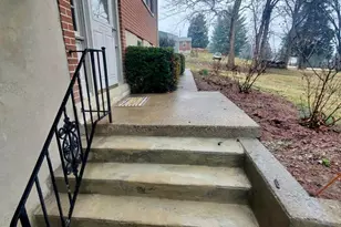 9210 Harrison, Cleves, OH 45002 - Photo 3