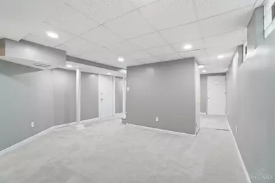 1352 Westminster Drive, Cincinnati, OH 45229 - Photo 33