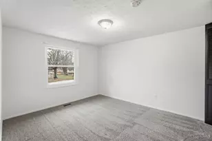 5770 Elmcris Dr, Miami Township, OH 45150 - Photo 15