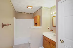 616 Lorelei Dr, Perry Township, OH 45118 - Photo 17