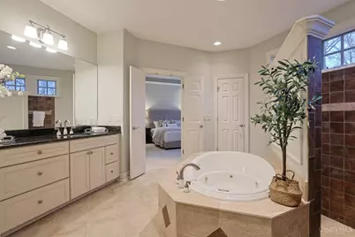 7365 Drake Road, Indian Hill, OH 45243 - Photo 23