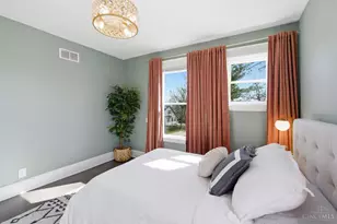 6867 Hurd Ave, Columbia Township, OH 45227 - Photo 23