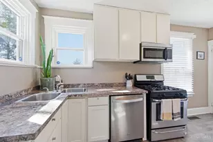 6867 Hurd Ave, Columbia Township, OH 45227 - Photo 15