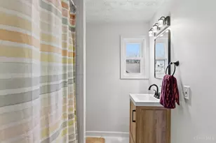 6867 Hurd Ave, Columbia Township, OH 45227 - Photo 29