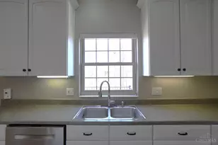 5876 Sutters Mill Dr, Green Township, OH 45247 - Photo 23