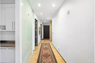 2801 Erie Avenue #202, Cincinnati, OH 45208 - Photo 11