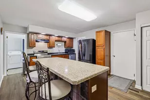 490 W Market St, Springboro, OH 45066 - Photo 17