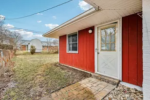 490 W Market St, Springboro, OH 45066 - Photo 31