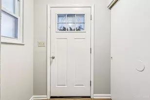 490 W Market St, Springboro, OH 45066 - Photo 7