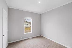 715 Walnut St, Franklin Township, OH 45120 - Photo 15