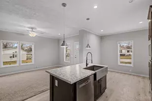 715 Walnut St, Franklin Township, OH 45120 - Photo 9