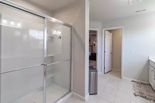 1187 Wood Gate Wy, Miami Township, OH 45140 - Photo 37