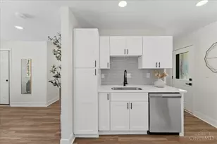 3373 Kathy Ln, Cincinnati, OH 45238 - Photo 11