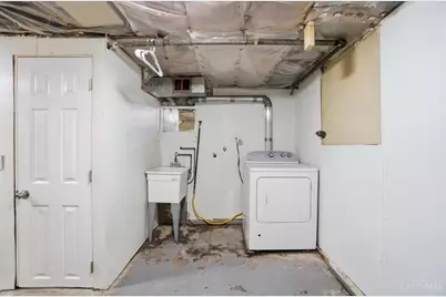 3935 Carrie Avenue, Cheviot, OH 45211 - Photo 31