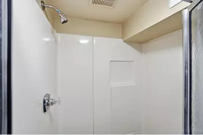 3935 Carrie Avenue, Cheviot, OH 45211 - Photo 33