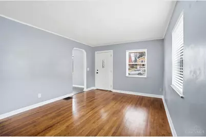 3935 Carrie Avenue, Cheviot, OH 45211 - Photo 11