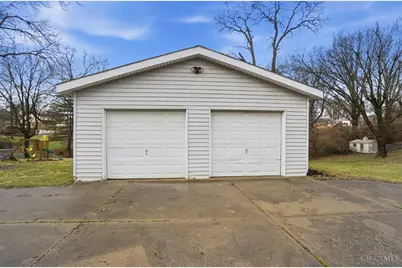 3935 Carrie Avenue, Cheviot, OH 45211 - Photo 43