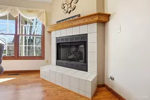 2366 Rosina Dr, Miamisburg, OH 45342 - Photo 9