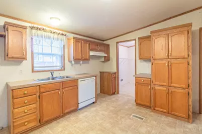 23 N High, Mowrystown, OH 45133 - Photo 17