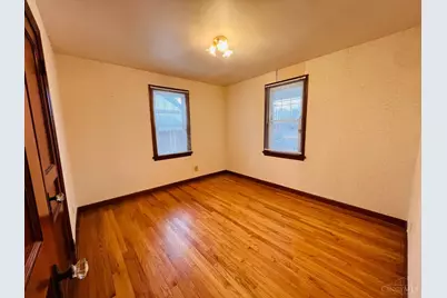 7905 Plainfield Road, Deer Park, OH 45236 - Photo 13