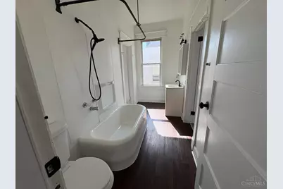 2218 Highland Avenue #2, Cincinnati, OH 45219 - Photo 9