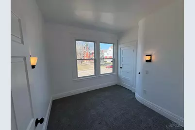 2218 Highland Avenue #2, Cincinnati, OH 45219 - Photo 7
