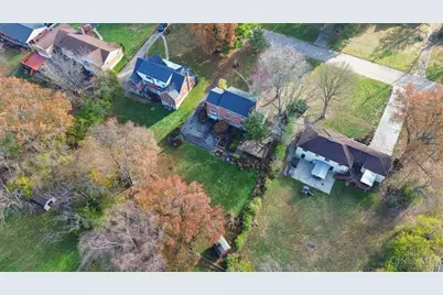 852 Finney Trail, Springfield Township, OH 45224 - Photo 37