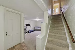 852 Finney Trail, Springfield Township, OH 45224 - Photo 29