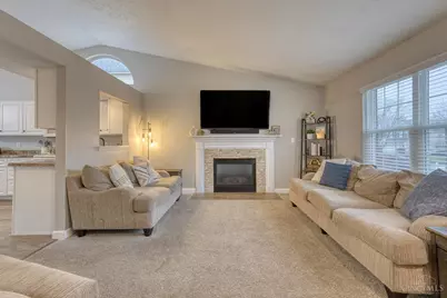 630 Weeping Willow Lane, Hamilton Township, OH 45039 - Photo 7