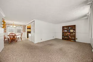 735 Loda Dr, Union Township, OH 45245 - Photo 3