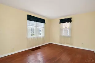 4304 Orchard Ln, Deer Park, OH 45236 - Photo 7