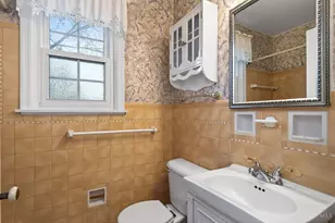 4304 Orchard Ln, Deer Park, OH 45236 - Photo 17