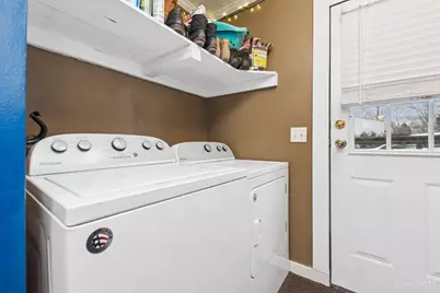 5635 Thomas Road, Lewis Township, OH 45121 - Photo 17