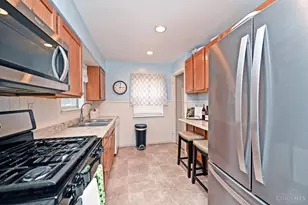 4442 Homelawn Ave, Green Township, OH 45211 - Photo 11