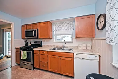 4442 Homelawn Avenue, Cincinnati, OH 45211 - Photo 13