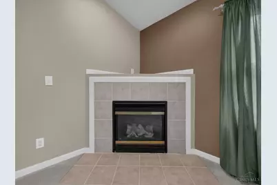 2048 Apple Knoll Lane, Monroe, OH 45044 - Photo 7