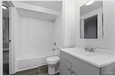 1637 Waverly Avenue, Cincinnati, OH 45214 - Photo 9