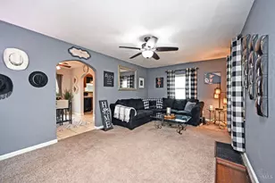 5630 Eula Ave, Green Township, OH 45248 - Photo 3