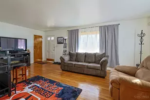 6045 Tahiti Dr, Cincinnati, OH 45224 - Photo 5
