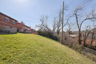 6045 Tahiti Dr, Cincinnati, OH 45224 - Photo 35