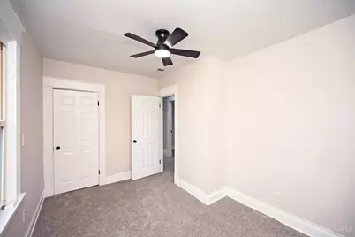 1933 Hewitt Avenue, Cincinnati, OH 45207 - Photo 29