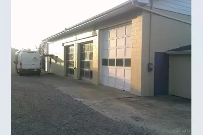 2206 Cincinnati Dayton Road, Middletown, OH 45044 - Photo 5