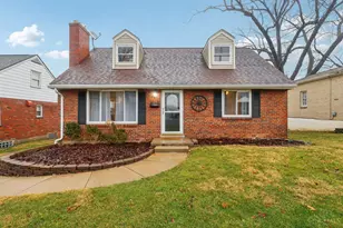 134 W Crest Dr, Reading, OH 45215 - Photo 1